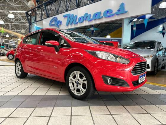 FORD FIESTA 1.6 SE HATCH 16V FLEX 4P POWERSHIFT FORD FIESTA 1.6 SE HATCH 16V FLEX 4P POWERSHIFT